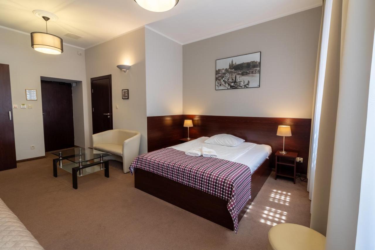 Atlantic Aparthotel Krakow Bagian luar foto