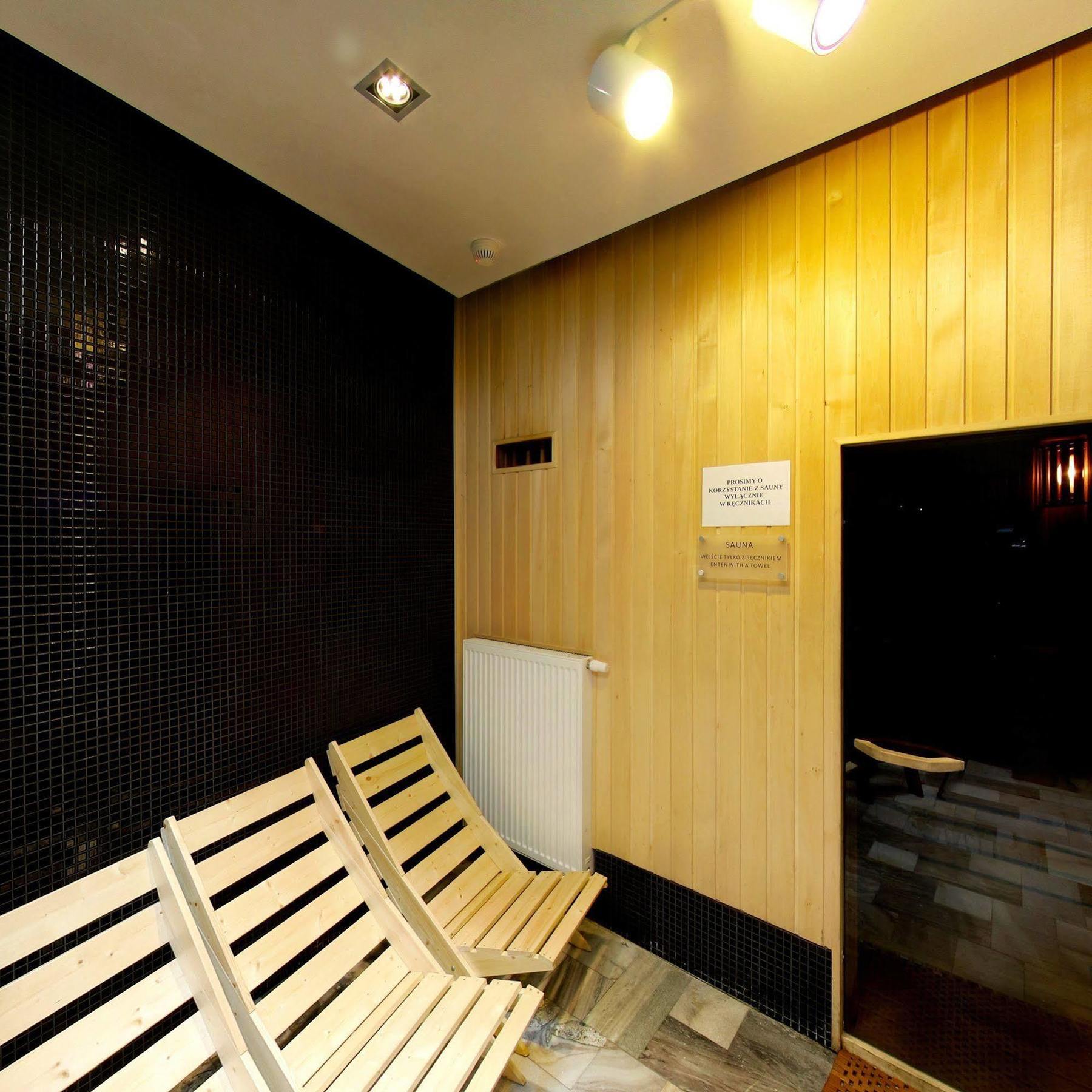 Atlantic Aparthotel Krakow Bagian luar foto